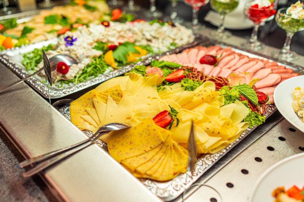 巴吉斯凯&夏比卡温泉酒店 米兹多洛杰 外观 照片
