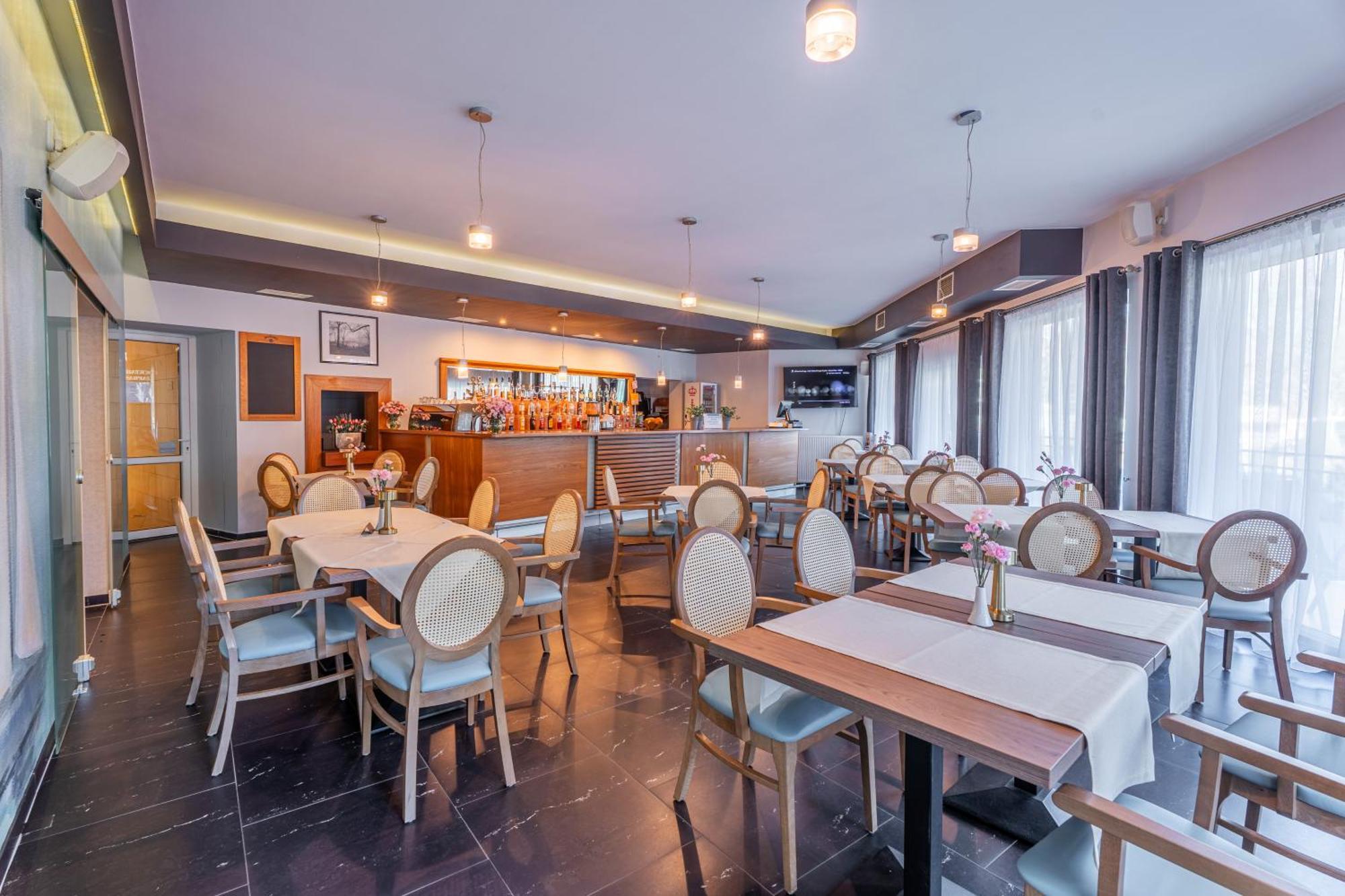 巴吉斯凯&夏比卡温泉酒店 米兹多洛杰 外观 照片